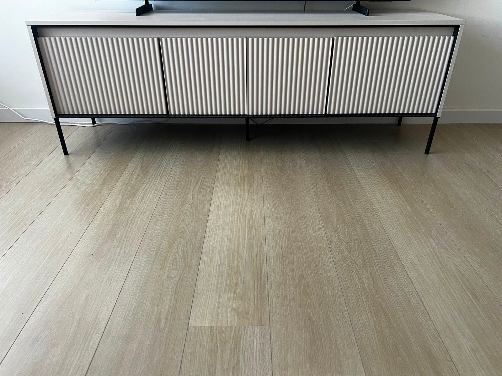 Timoteo TV-Meubel - Beige - 167x40x56 cm, Overige materialen, 150 tot 200 cm, Ophalen of Verzenden, Zo goed als nieuw