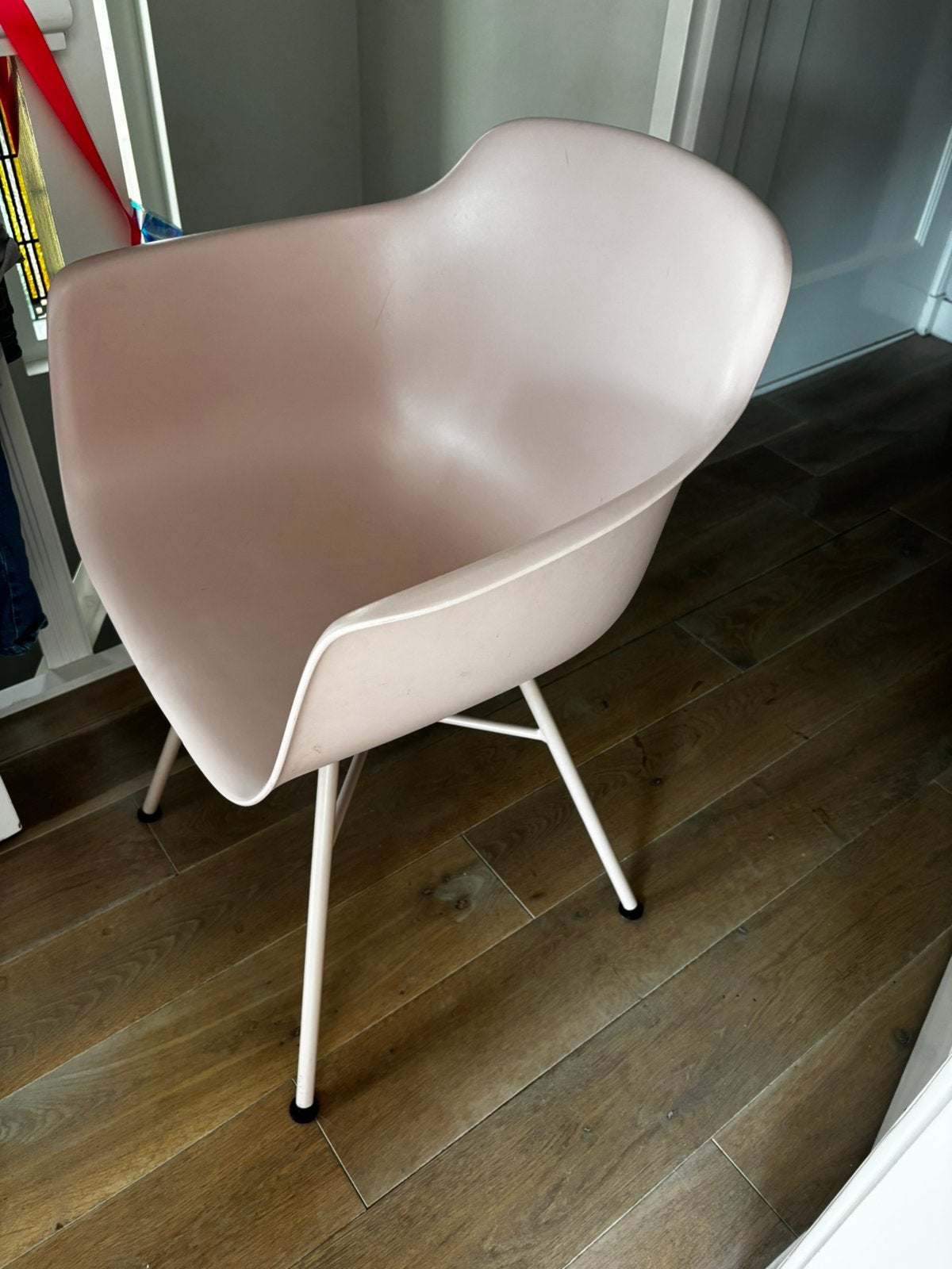 Roze kuipstoel mees karwei, Ophalen, Zo goed als nieuw, Overige kleuren, Eén