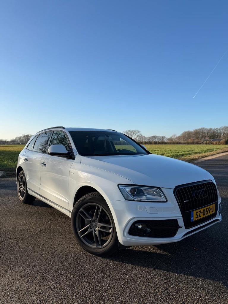 Audi Q5 2.0 TFSI Quattro - 3x S-line - Pano / Automaat - BTW, Automaat, 1800 kg, Panoramadak, 4 cilinders