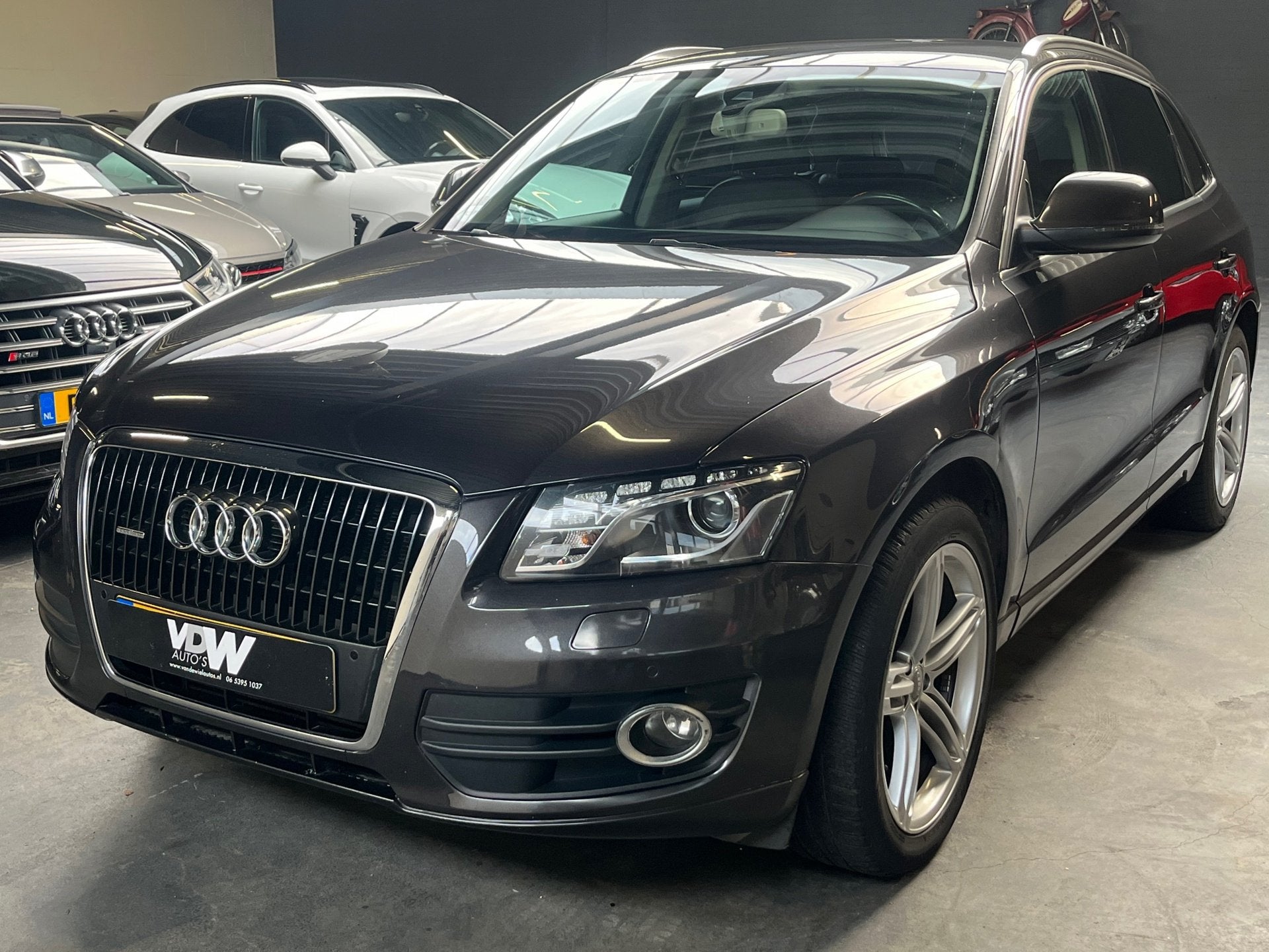 Audi Q5 2.0 TFSI hybrid quattro Pro line nl auto N.A.P deale, Auto's, Automaat, Gebruikt, Bedrijf, Vierwielaandrijving