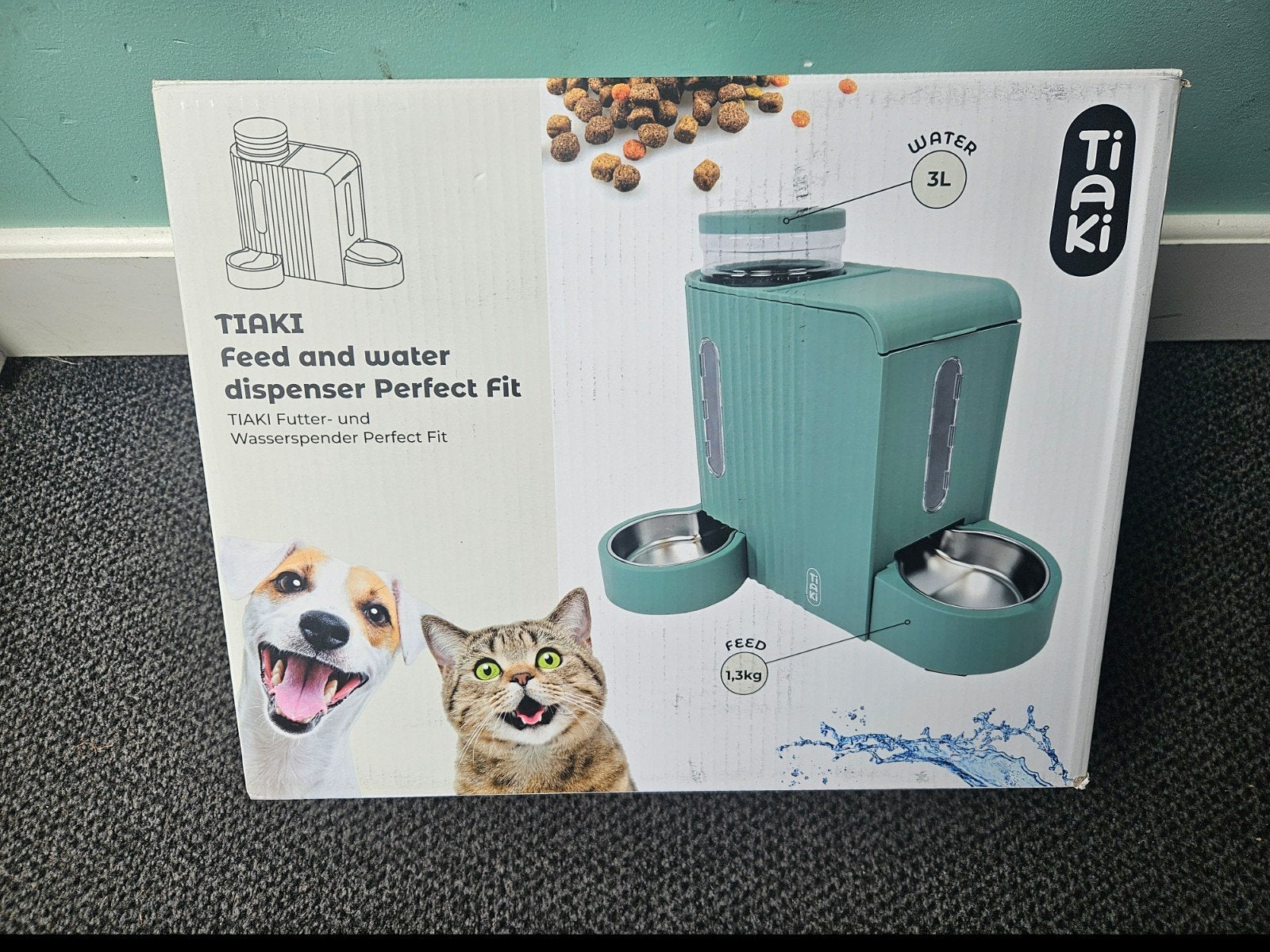 Voed en waterbak voor kat, Ophalen, Zo goed als nieuw