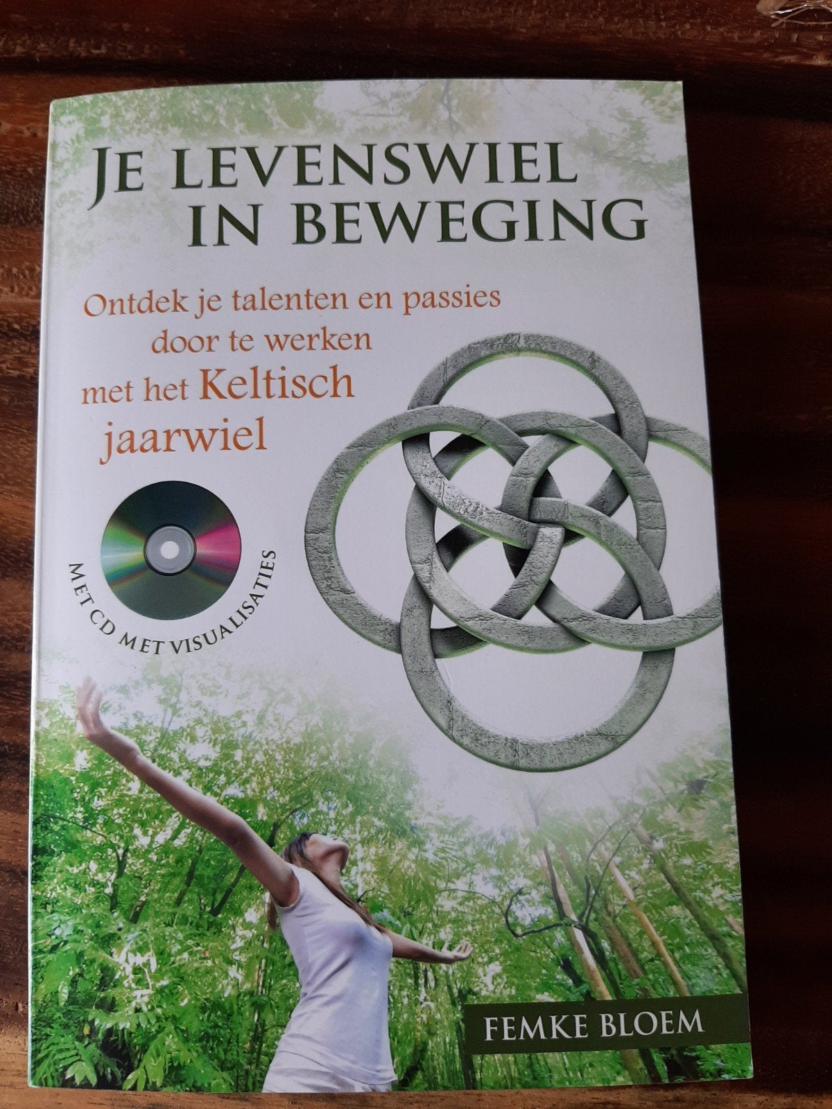 Femke Bloem - Je levenswiel in beweging + 3 CD's Als Nieuw, Boeken, Achtergrond en Informatie, Ophalen of Verzenden, Zo goed als nieuw