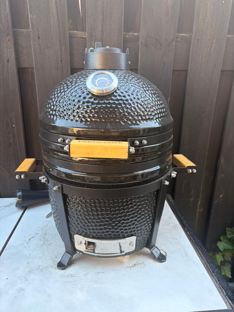 Urban chef bbq mini, Tuin en Terras, Houtskoolbarbecues, Ophalen of Verzenden, Zo goed als nieuw