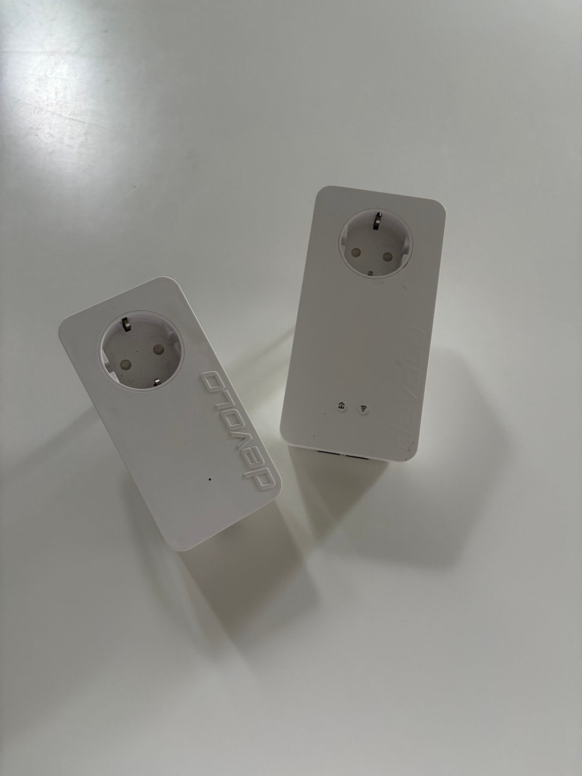 Devolo dLAN 1200+ WiFi ac Powerline Adapters (2 stuks), Ophalen of Verzenden, Gebruikt, Router