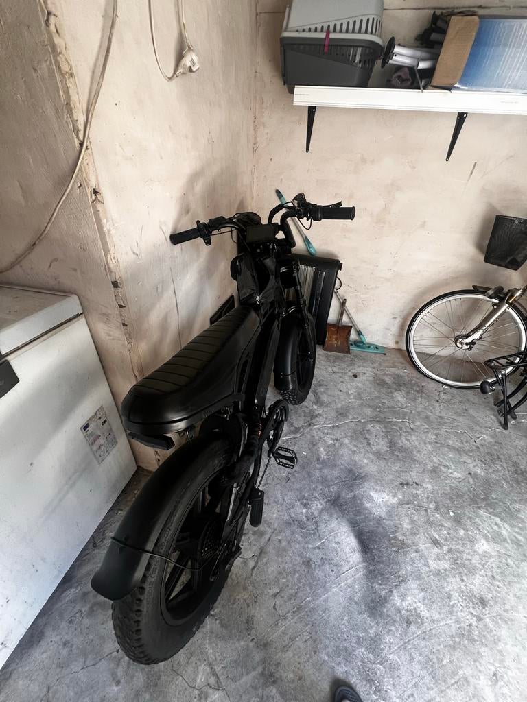 Custom V20 Pro E-bike - Opvoerbaar tot 55 km/u, Ophalen, Zo goed als nieuw