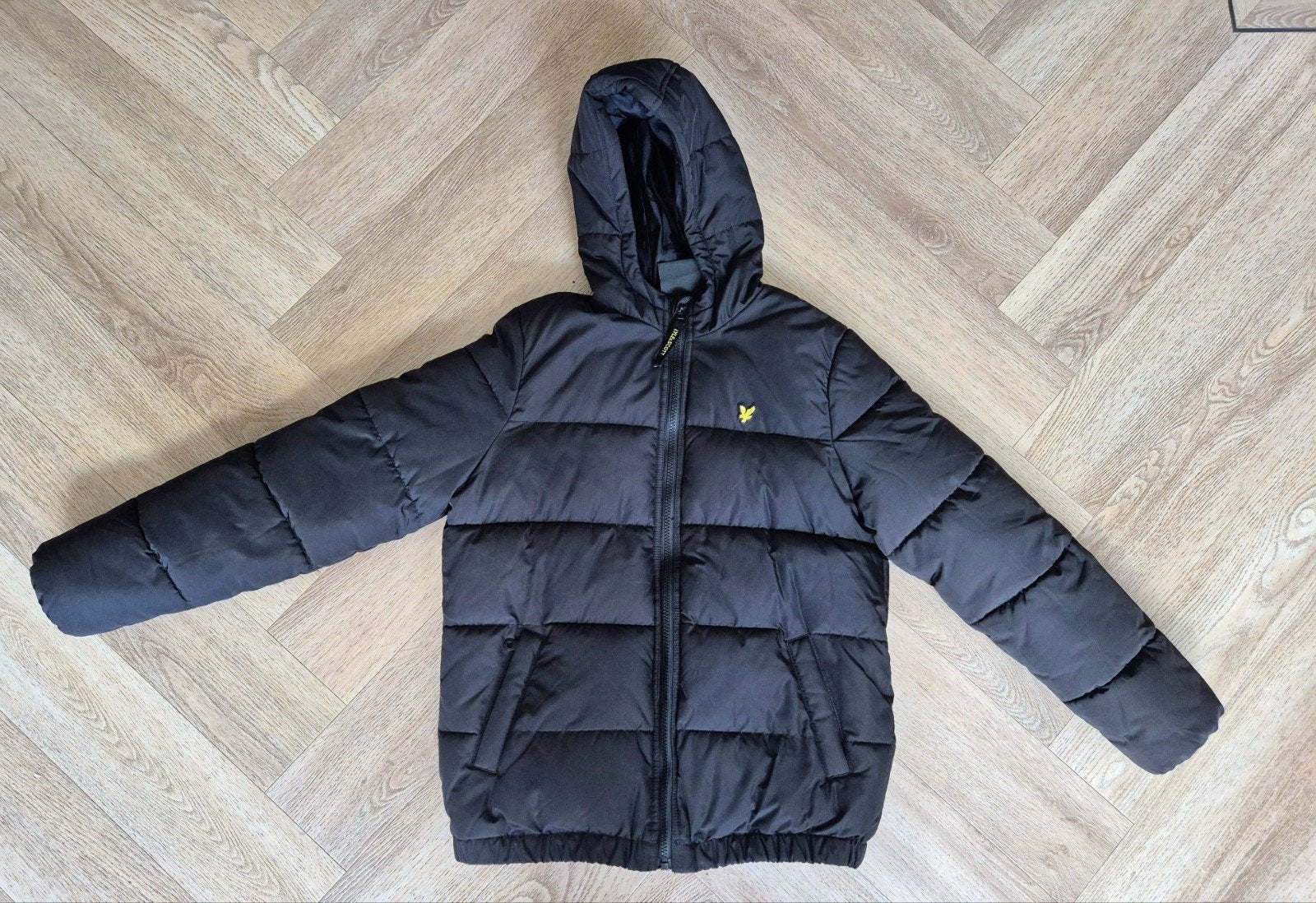 Lyle & Scott winterjas jongens zwart maat 152-158 (12-13 jr), Lyle & Scott, Ophalen of Verzenden, Zo goed als nieuw, Jongen