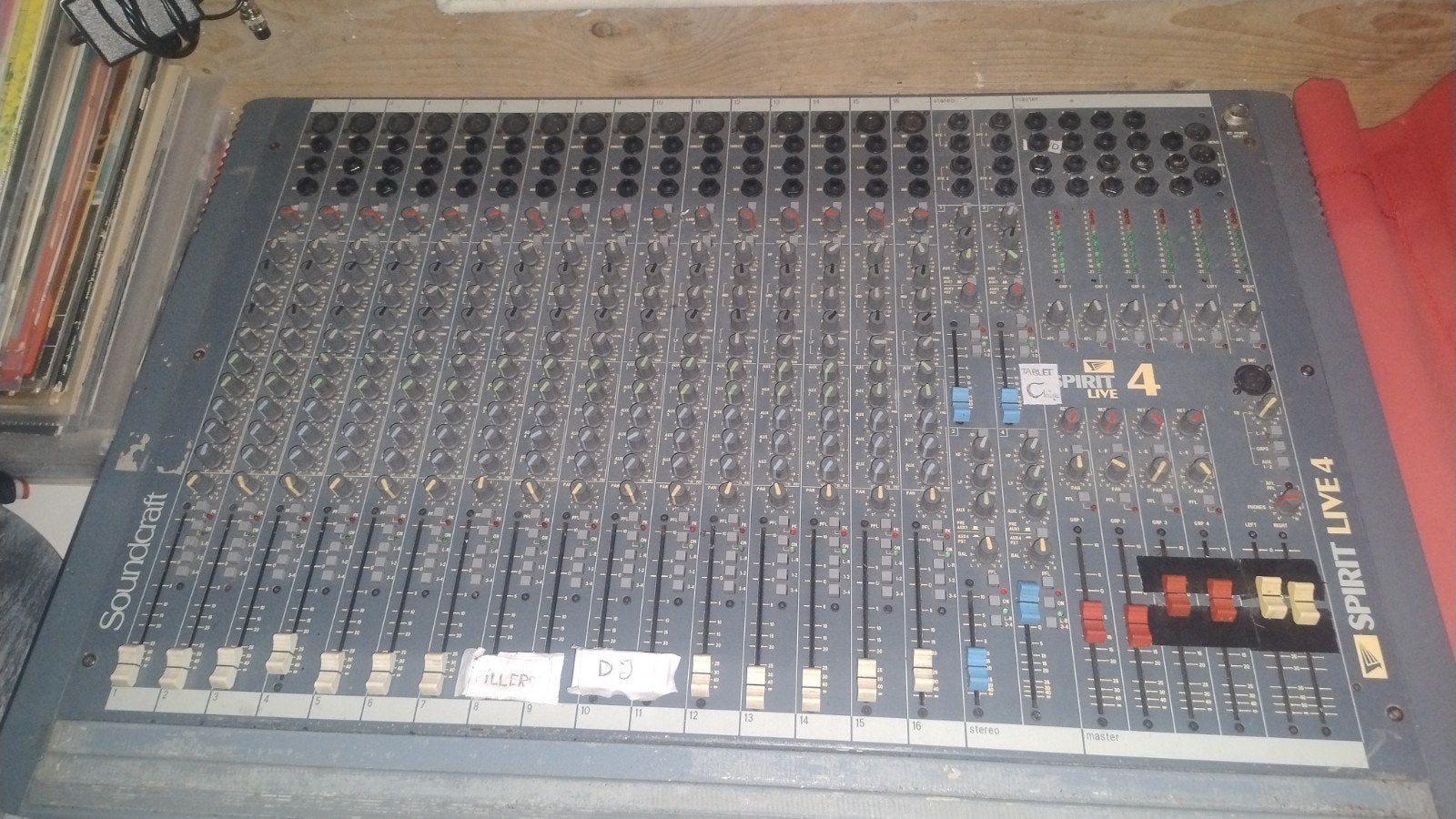 Soundcraft Spirit Live 4 mengtafel mengpaneel opknapper, Ophalen, Gebruikt, 20 kanalen of meer, Microfooningang
