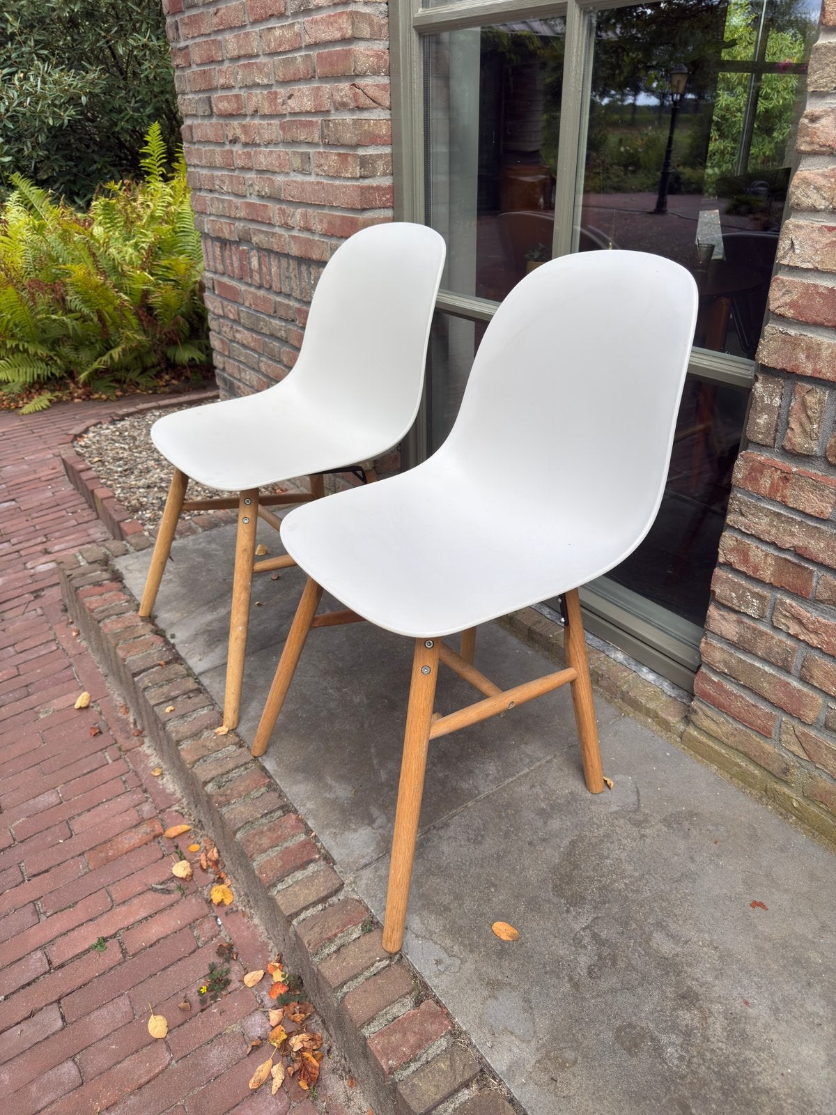 2x kuipstoeltje, Twee, Wit, Zo goed als nieuw, Ophalen