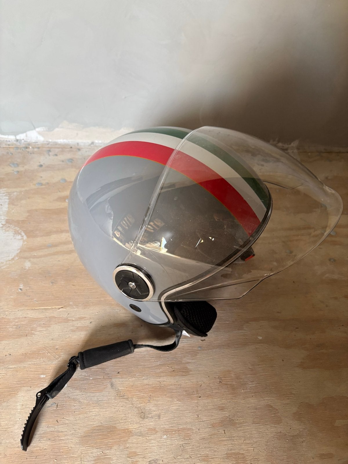 Scooter helm maat M - Grijs met Italiaanse strepen, Ophalen, Gebruikt, Medium