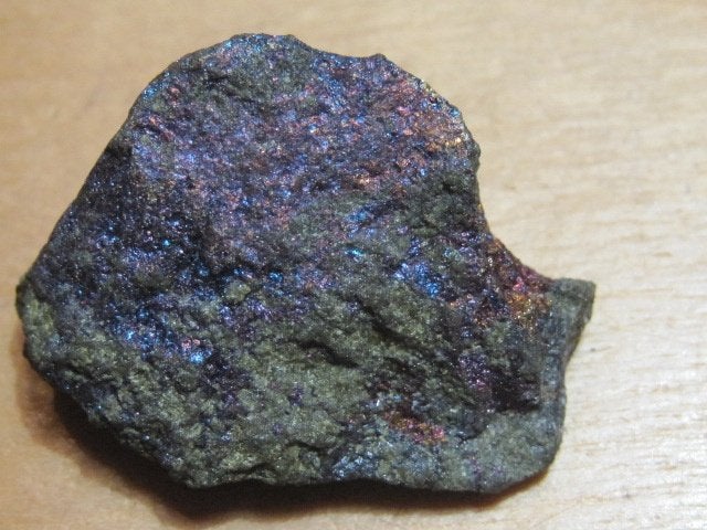 mi. 5x ruwe edelsteen CHALCOPYRIET (7)  (PAUWENERTS), Verzenden, Mineraal