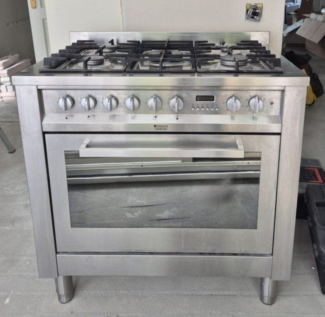 €99,95 deal !! Hotpoint Ariston gasfornuis 5 pits  en oven !, Witgoed en Apparatuur, 60 cm of meer, Ophalen of Verzenden, Gas