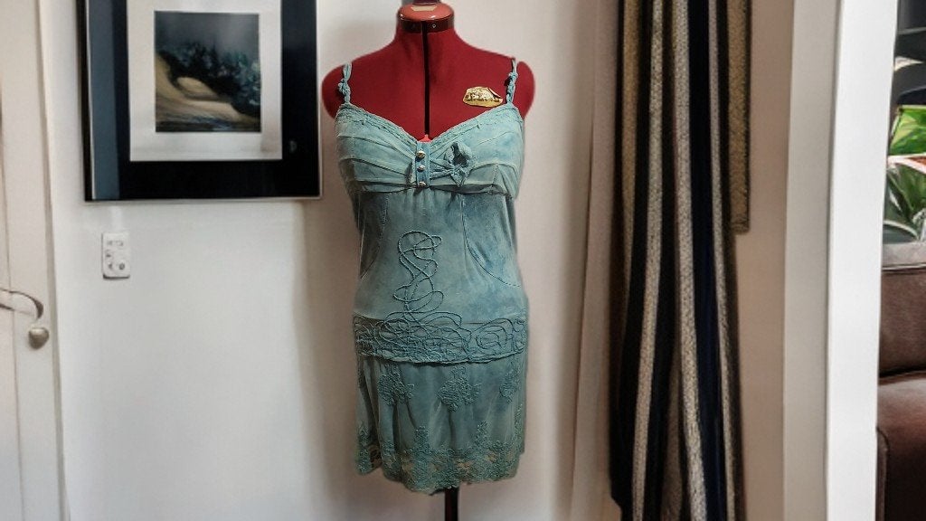 Elisa Cavaletti Zomerse jurk met spaghettibandjes en borduur, Kleding | Dames, Jurken, Maat 38/40 (M), Blauw, Ophalen of Verzenden