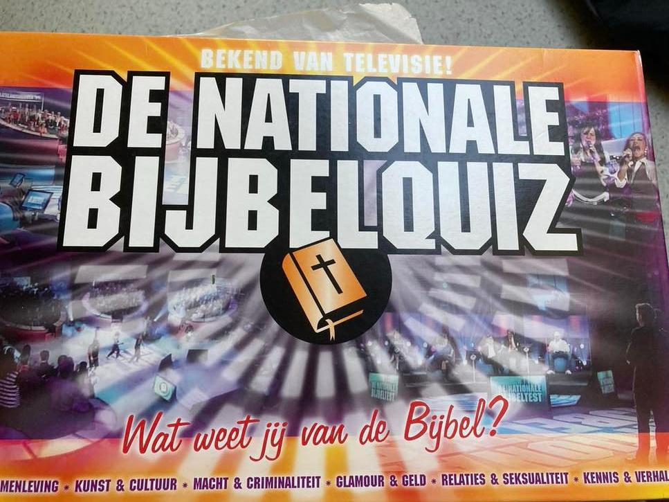 De Nationale Bijbelquiz Bordspel - Bekend van TV, Vijf spelers of meer, Ophalen of Verzenden, Zo goed als nieuw