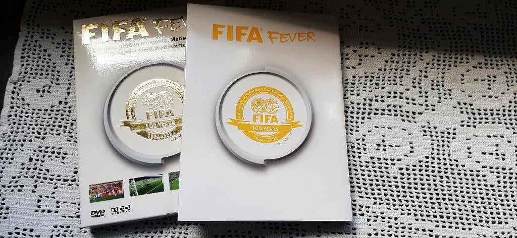 DVD Box - FIFA Fever - Die ganz grossen Momente , Menschen u, Voetbal, Alle leeftijden, Boxset, Ophalen of Verzenden