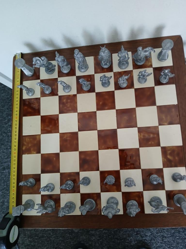 Origineel tinnen schaakspel met bord met keramische velden, Ophalen of Verzenden