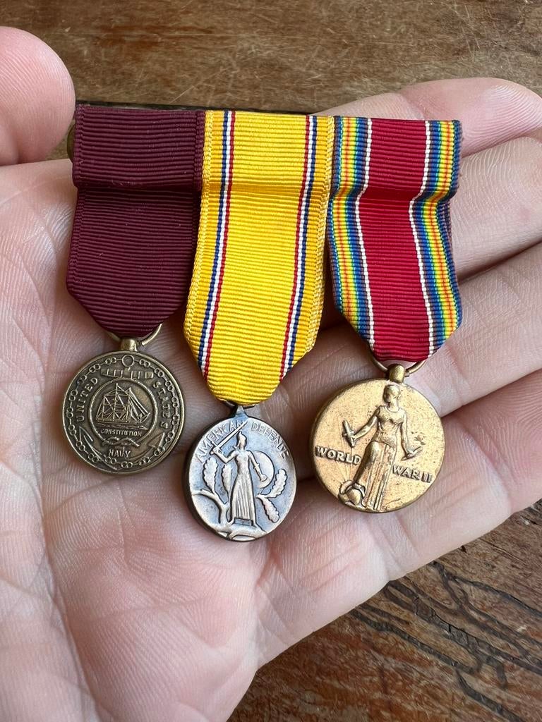 WO2 Amerikaans miniatuur medaille set us navy, Verzamelen, Amerika, Lintje, Medaille of Wings, Ophalen of Verzenden, Marine