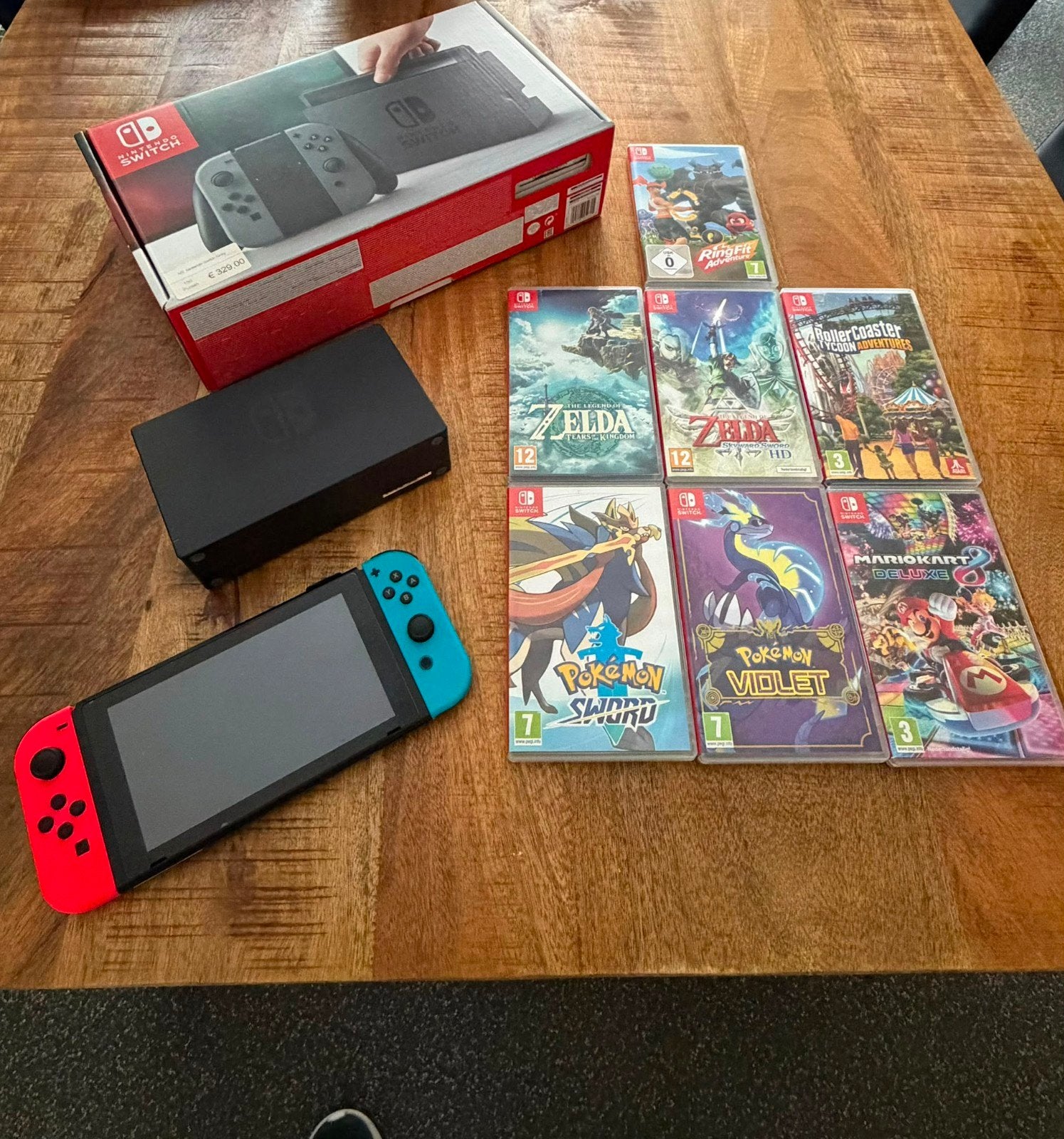 Nintendo Switch 1 met 7 spellen en accessoires, Ophalen, Met games, Zo goed als nieuw, Switch Original