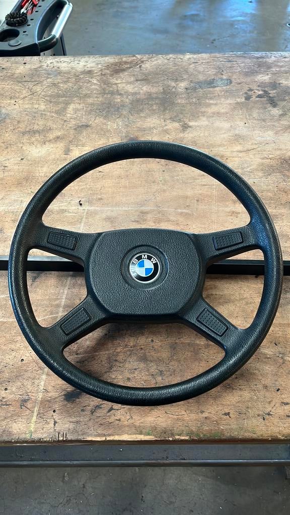 Klassiek 4-spaaks stuurwiel van BMW, Auto-onderdelen, Besturing, BMW, Gebruikt, Ophalen