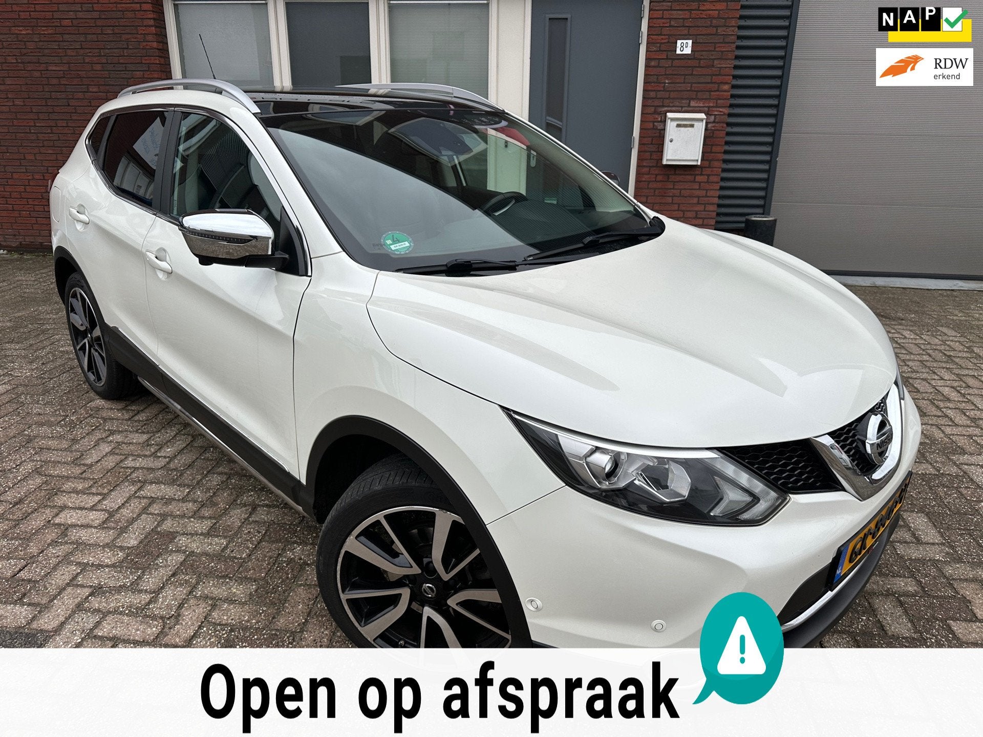 Nissan Qashqai 1.2 Tekna + / 1e Eig / Pano / Leder / Camera, Gebruikt, 4 cilinders, Met garantie (alle), 116 pk