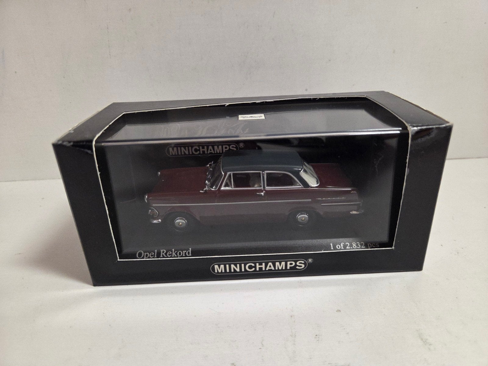 Minichamps Opel Rekord P2 1:43, Auto, ., Ophalen of Verzenden, Zo goed als nieuw