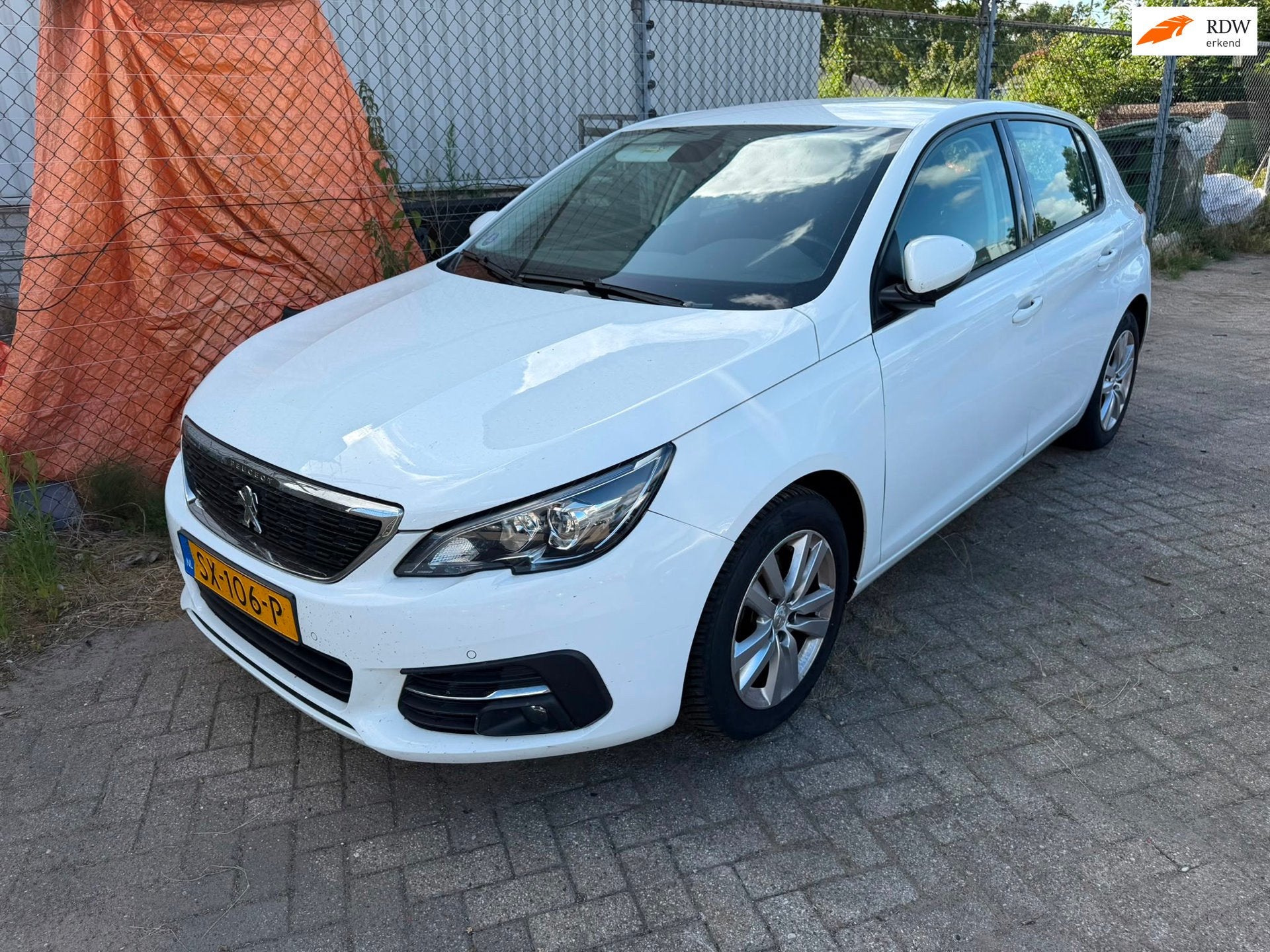 Peugeot 308 1.2 PureTech Allure, Auto's, Voorwielaandrijving, Gebruikt, Euro 6, Bedrijf
