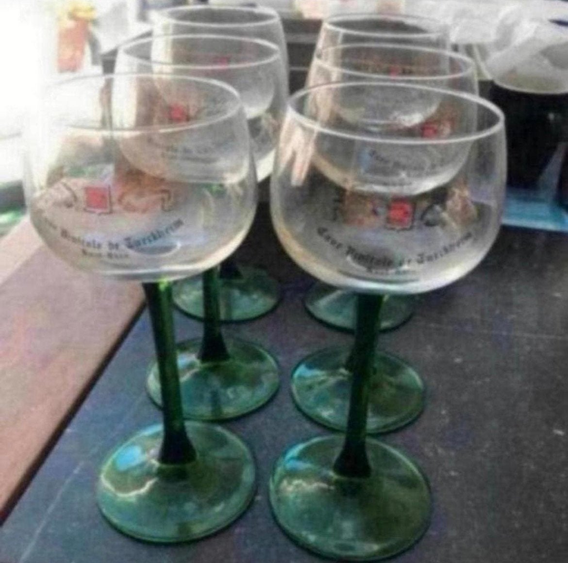 6 Vintage Duitse Wijnglazen met groene poot en tekst zgan, Ophalen of Verzenden, Zo goed als nieuw, Overige typen
