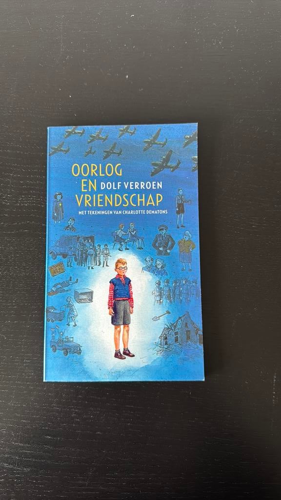 Dolf Verroen - Oorlog en vriendschap, Boeken, Fictie algemeen, Verzenden, Dolf Verroen, Zo goed als nieuw