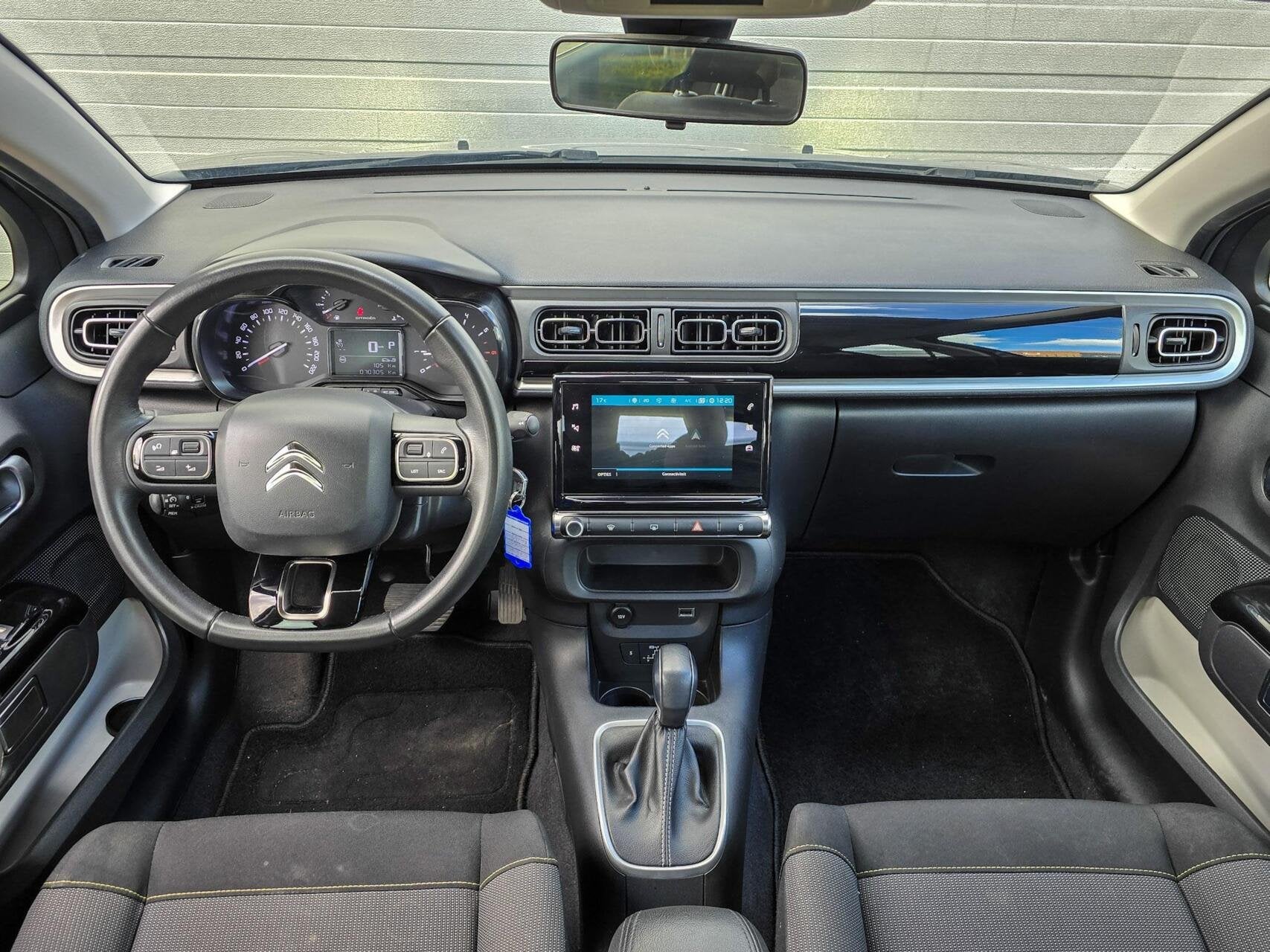 CITROËN C3 1.2 AUTOMAAT|CRUISE|CARPLAY|BLUETOOTH, Auto's, Automatische klimaatregeling, Gebruikt, 1199 cc, 450 kg