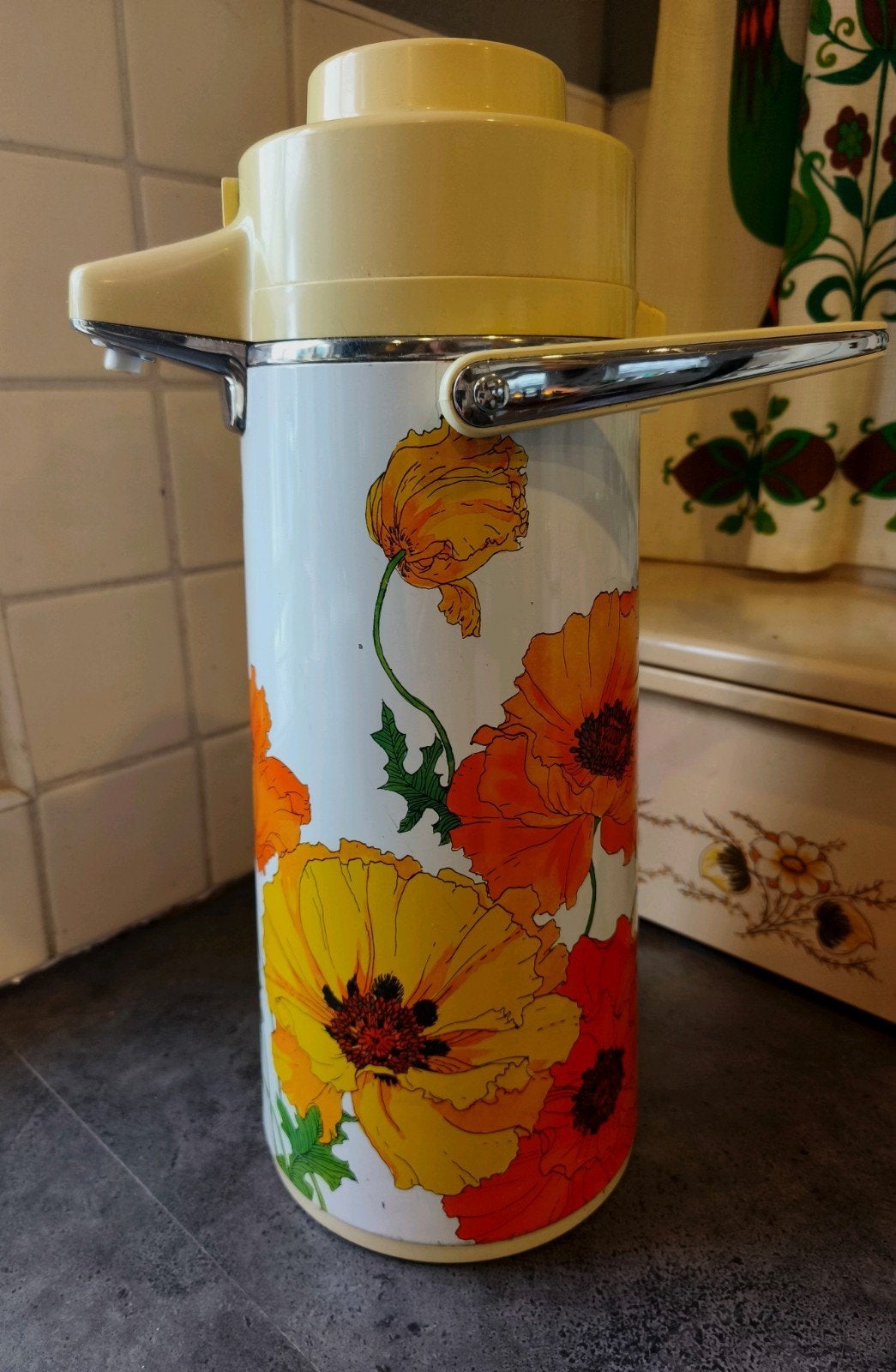 Vintage Tiger pompthermos 2,5 liter retro bloemenprint, Ophalen of Verzenden, Kunststof