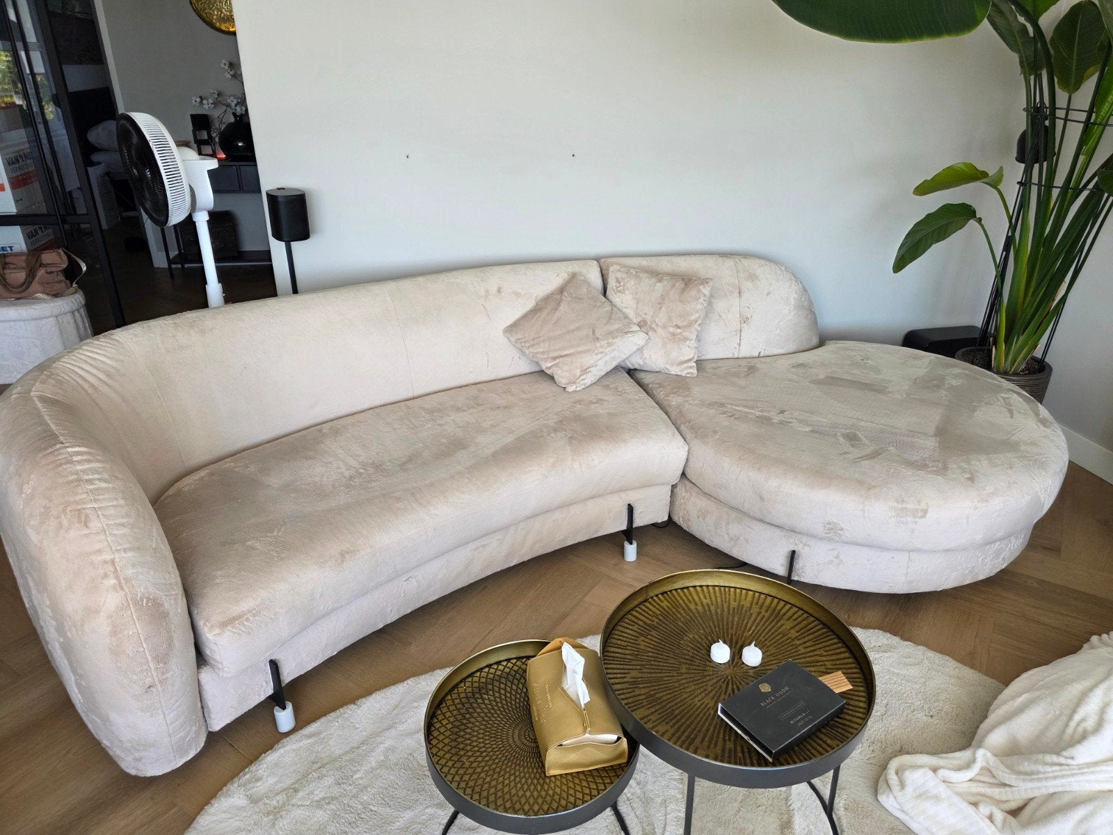 Royale crèmekleurige hoekbank met chaise longue - Eijerkamp, Ophalen, Zo goed als nieuw, Stof
