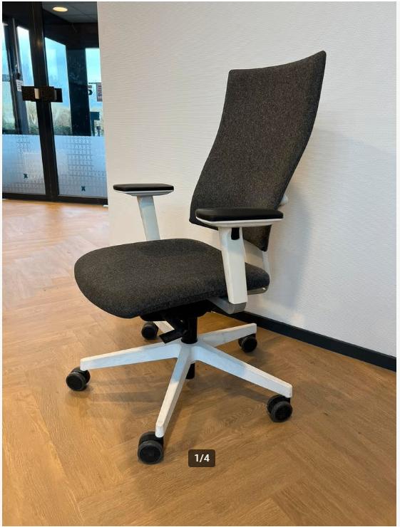 Nowy Styl 4ME ergonomische bureaustoel – grijs, Ophalen, Zo goed als nieuw, Grijs, Bureaustoel