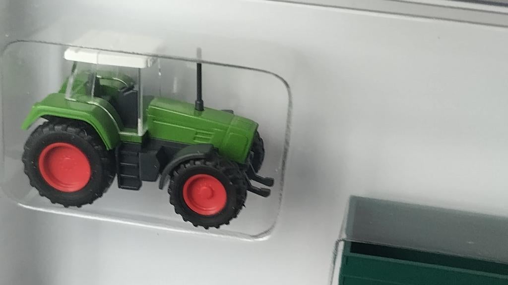 Fendt Favorit tractor met aanhanger 1:160 Wiking Pol, Tractor of Landbouw, Nieuw, Wiking@wiking.de, Unter den Eichen 8 Berlin Germany