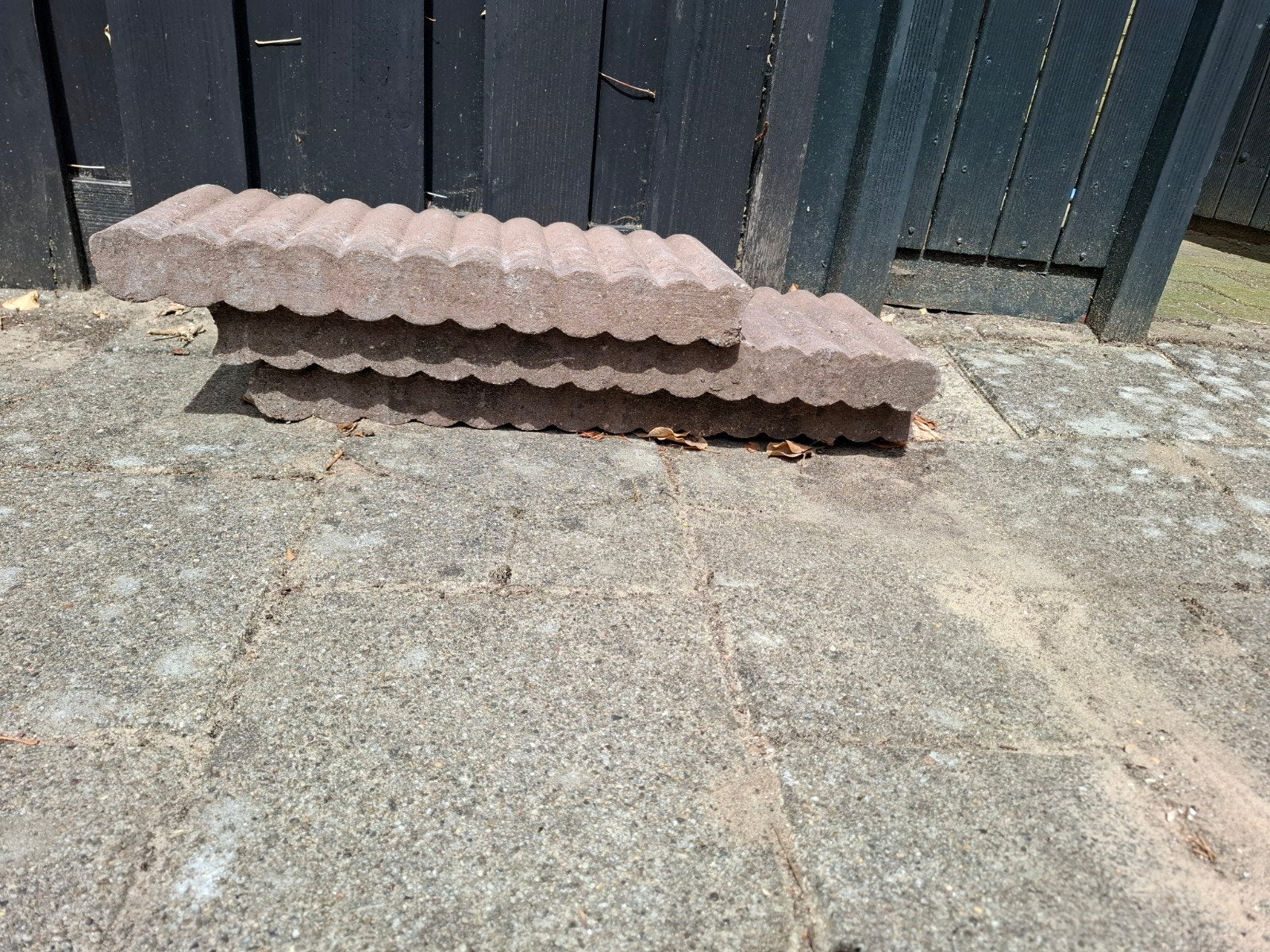 3 stuks Betonnen tuinranden / borderstenen, Tuin en Terras, Bielzen en Borders, Ophalen, Gebruikt, Minder dan 25 cm, Border