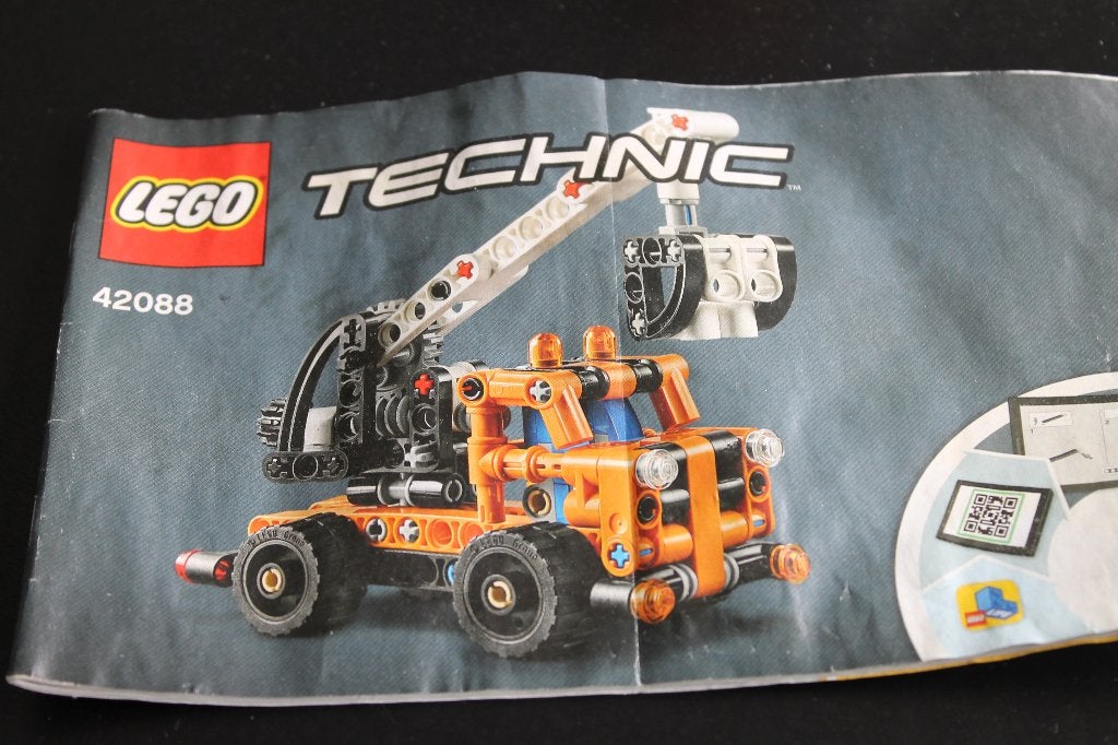 lego technic hoogwerker 42088, Lego, Compleet, Ophalen of Verzenden, Zo goed als nieuw