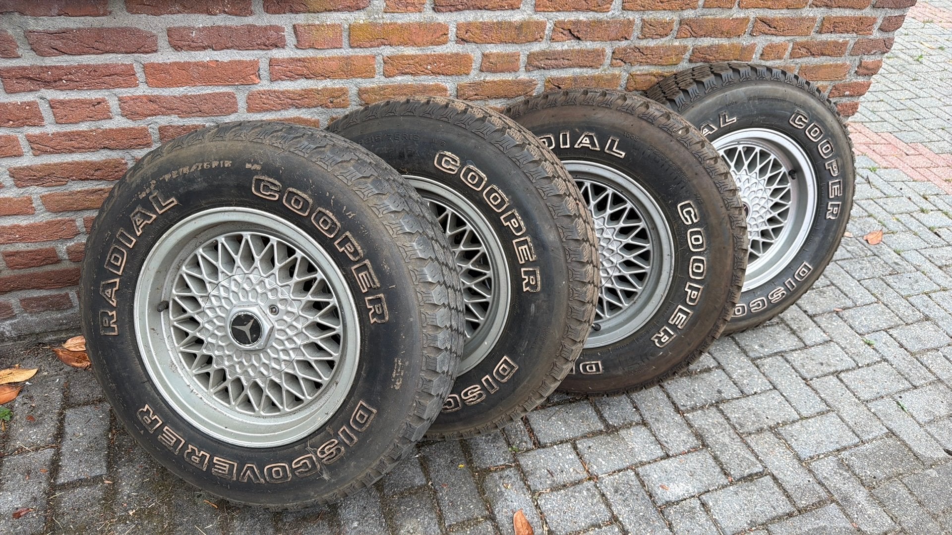 4 Radial Cooper Discovery P215/75R15, Ophalen, Gebruikt