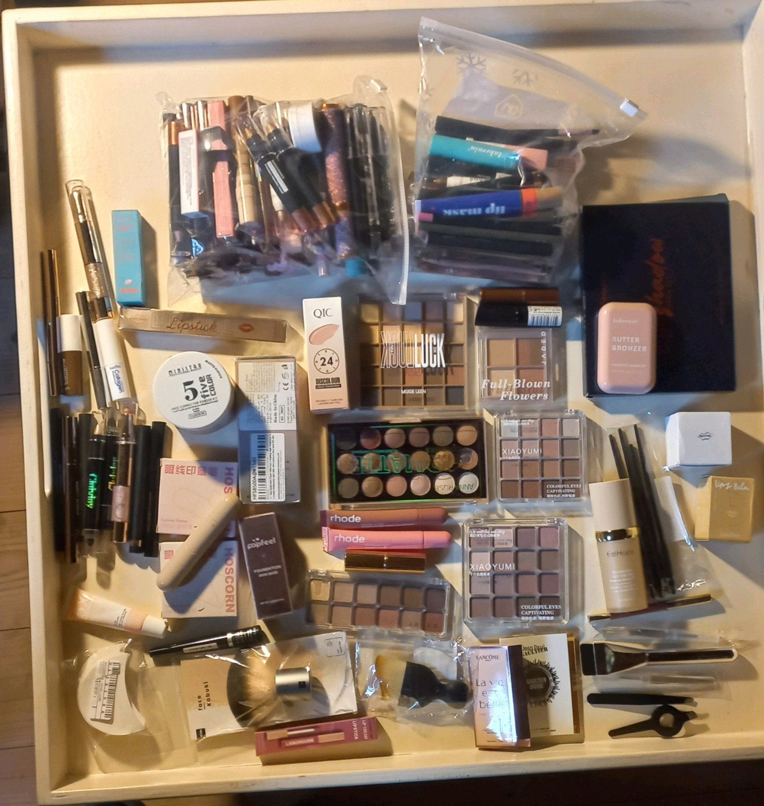 Grote make-up en accessoires collectie - Nieuw/licht getest, Ophalen of Verzenden, Overige kleuren, Gehele gezicht