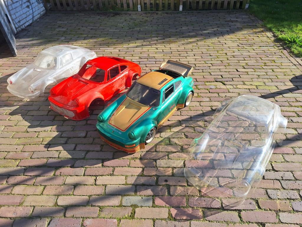 1/4 Porsche Yankee incl 4 bodies, FG,Elcon,Hormann,bigscale, Ophalen of Verzenden, Overige schalen, Benzine