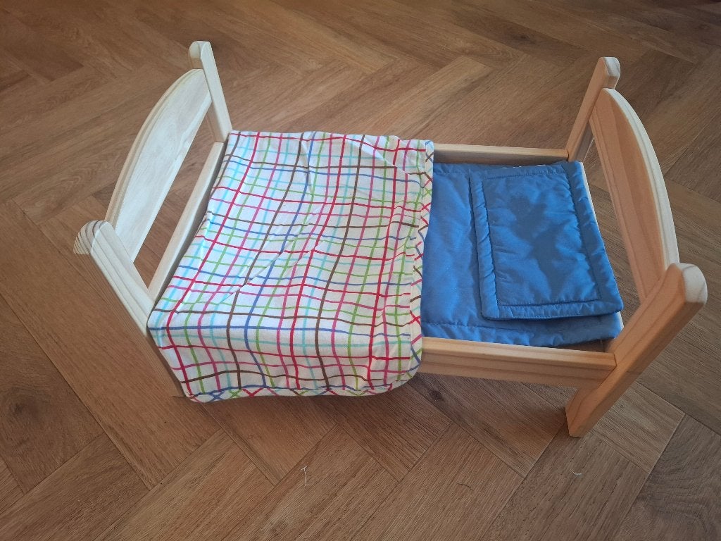 Poppenbed, Ophalen of Verzenden, Zo goed als nieuw, Babypop