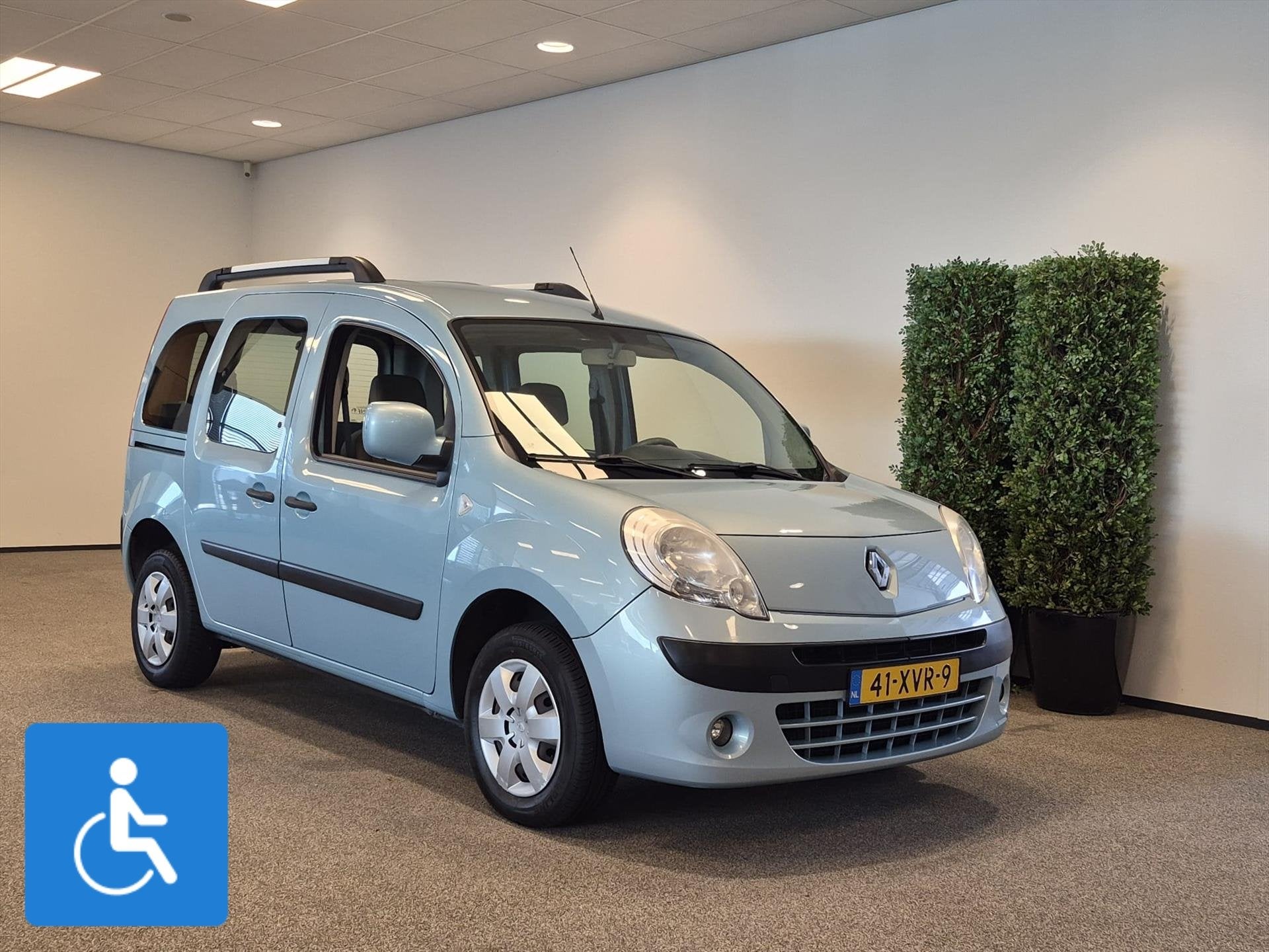 Renault Kangoo Rolstoelauto 2+1 (airco), Auto's, Voorwielaandrijving, 12 maanden, Gebruikt, Blauw