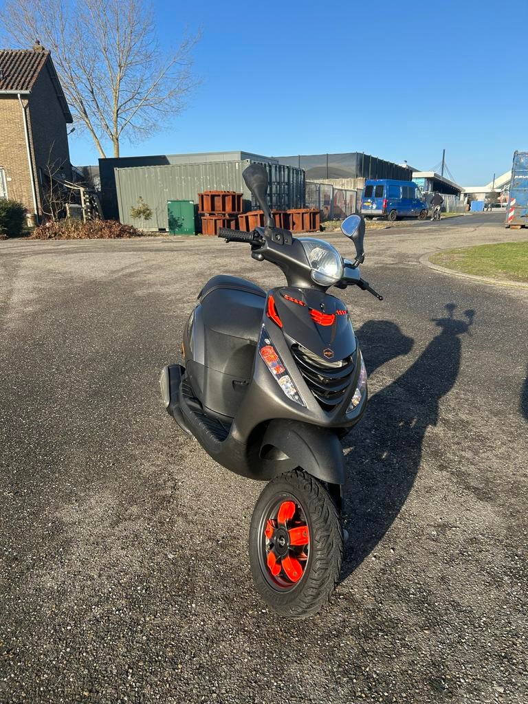 Zip 180cc LC A2 motor, Gebruikt, Maximaal 45 km/u, Zip, Ophalen of Verzenden