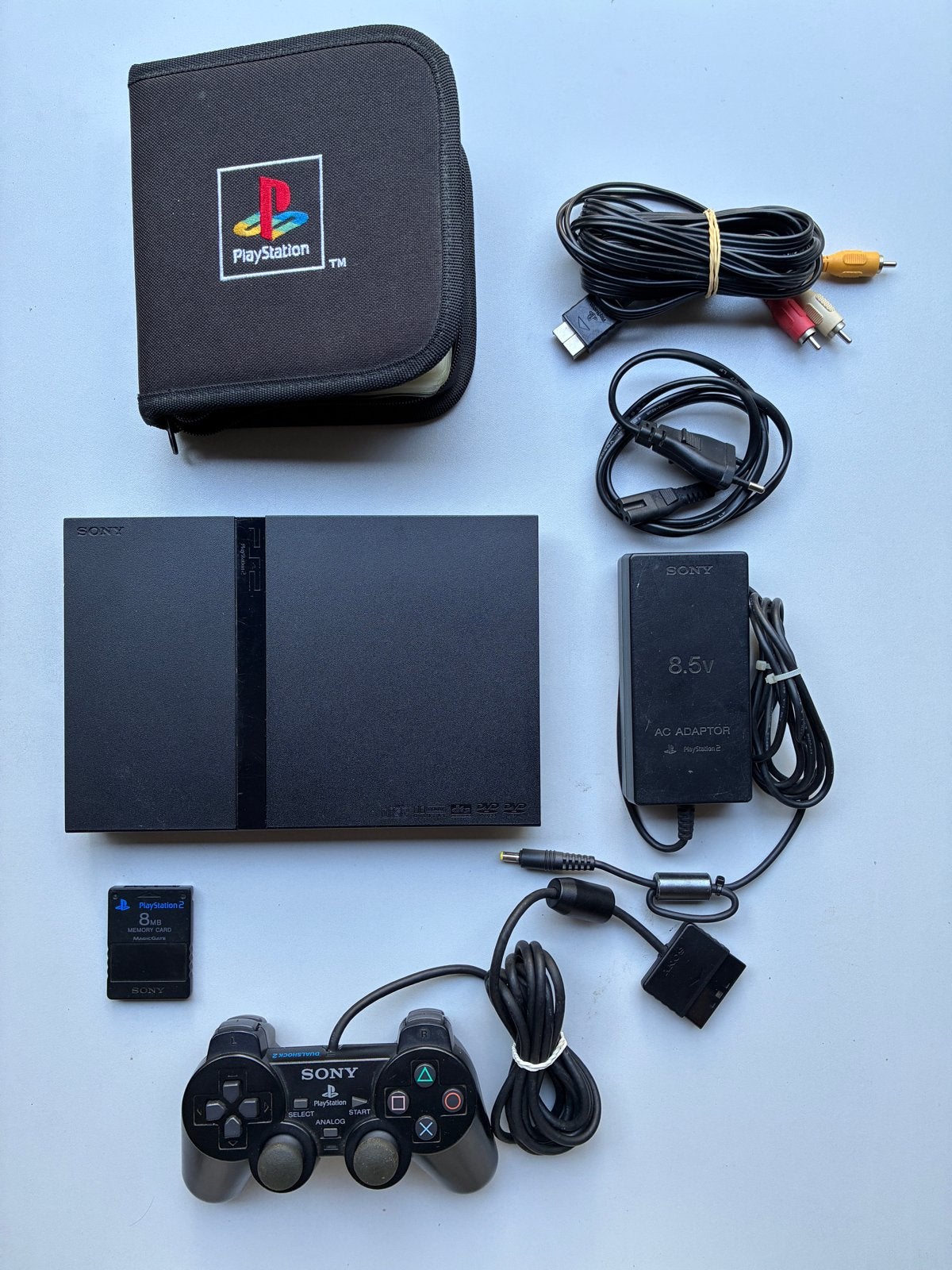 Sony PlayStation 2 Slim met controller, 14 spellen pakket, Spelcomputers en Games, Spelcomputers | Sony PlayStation 2, Zwart, Ophalen of Verzenden
