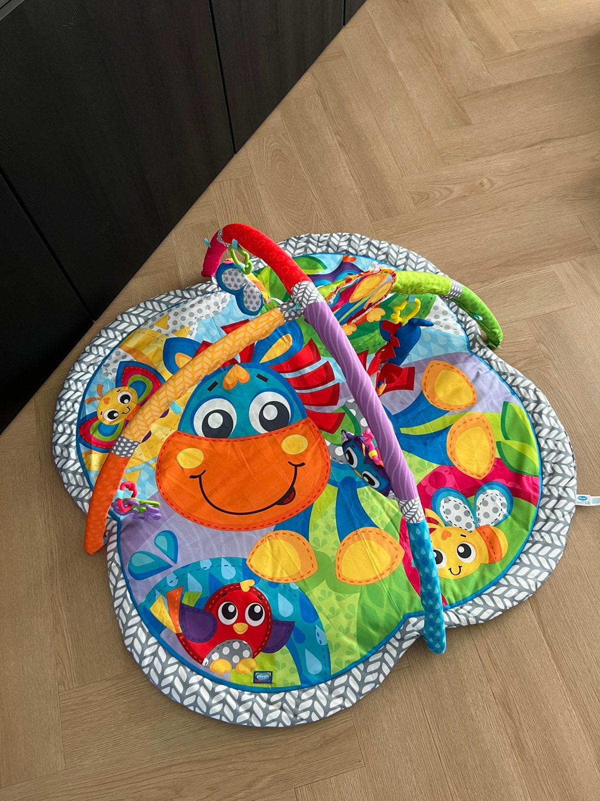 Playgro speelkleed met figuurtjes en spiegel. Niewstaat, Ophalen of Verzenden, Zo goed als nieuw