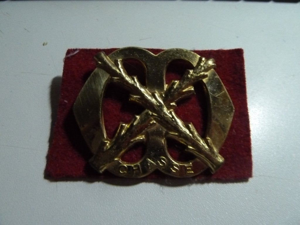 Leger Baret embleem Chasse, Ophalen of Verzenden, Landmacht, Nederland, Embleem of Badge