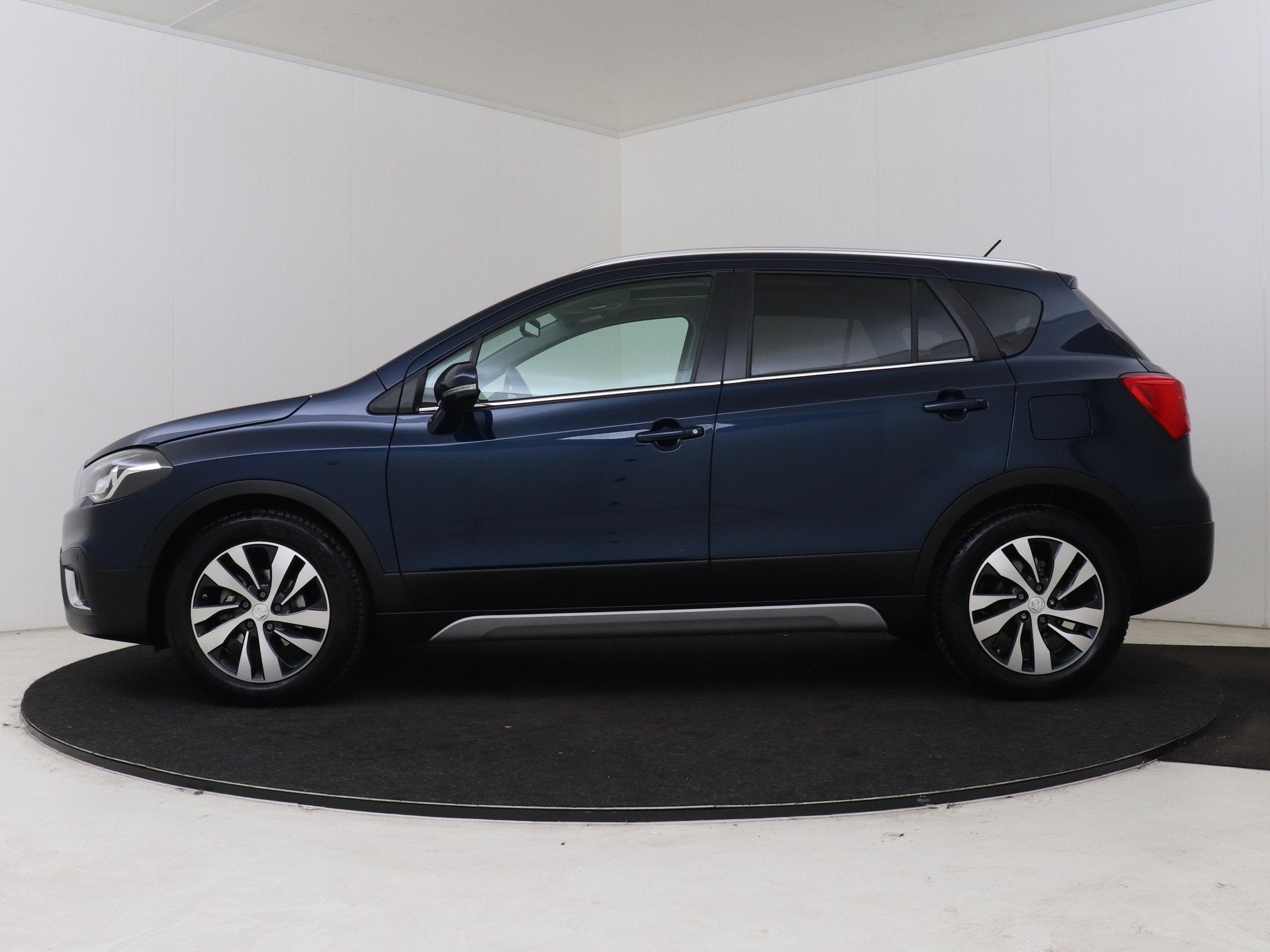 Suzuki S-Cross 1.0 Boosterjet High Executive | Elektrisch gl, Auto's, Gebruikt, Automatische klimaatregeling, Blauw, Leder en Stof