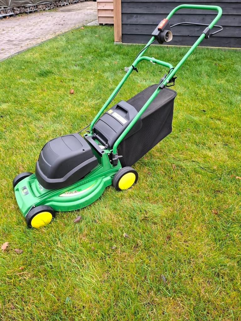 John Deere R40EL Elektrische Grasmaaier, Tuin en Terras, Cirkelmaaier, Gebruikt, Elektrische grasmaaier, Opvangzak
