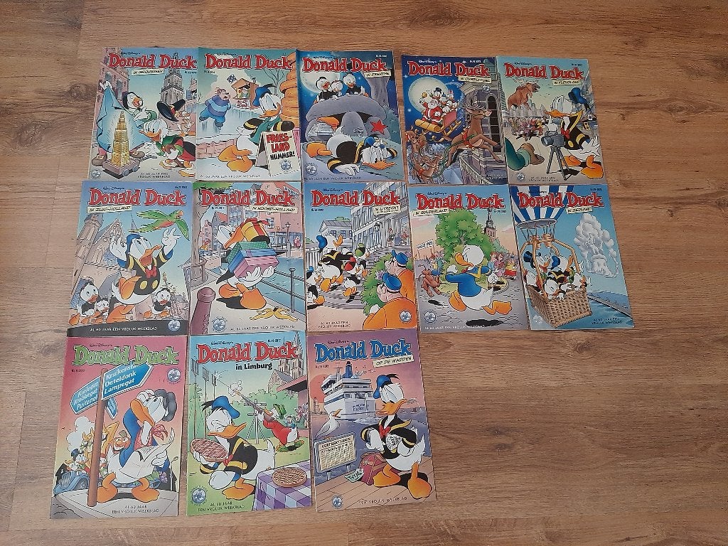 Donald Duck weekbladen 12 provincie uitgaven plus De Wadden, Boeken, Stripboeken, Meerdere stripboeken, Verzenden, Zo goed als nieuw