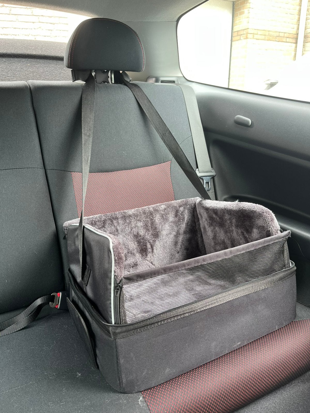 Autozitje voor kleine hond, Trixie, Ophalen, Zo goed als nieuw, Hondenautostoel