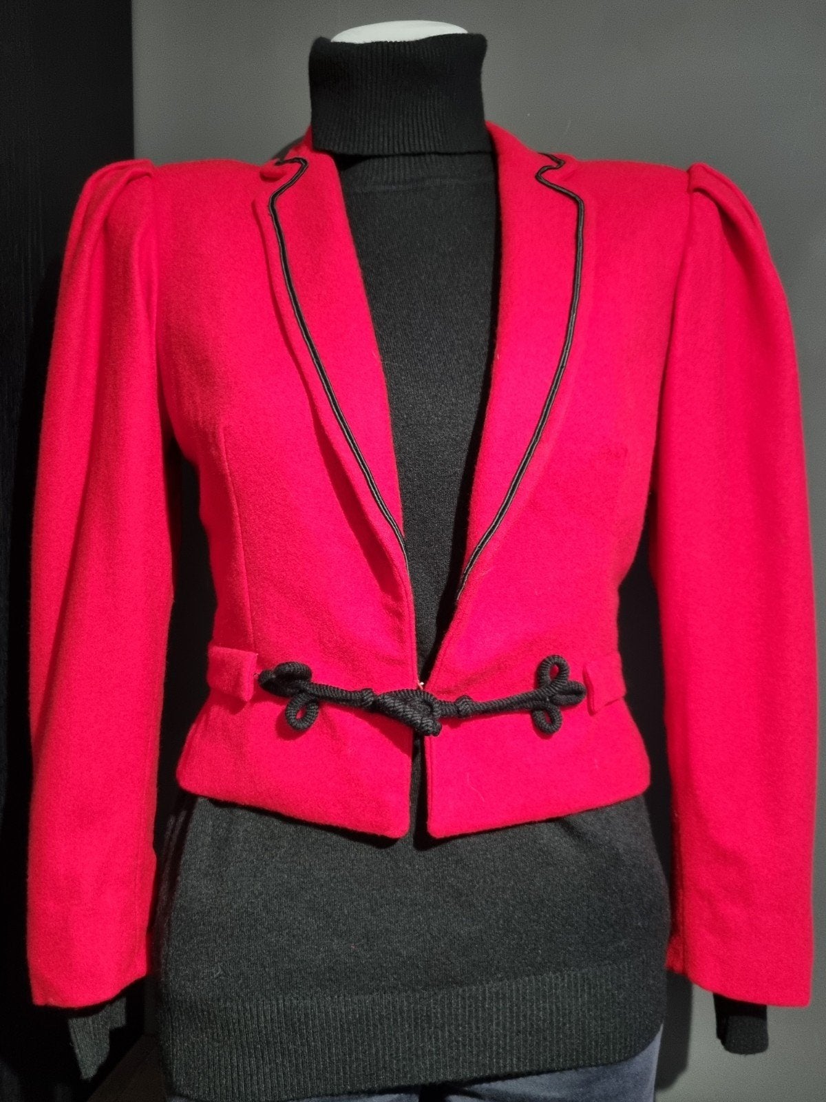 Vintage Rode Trachten Blazer met Pofmouwen (XS), Verzenden, Zo goed als nieuw, Vintage, Maat 34 (XS) of kleiner