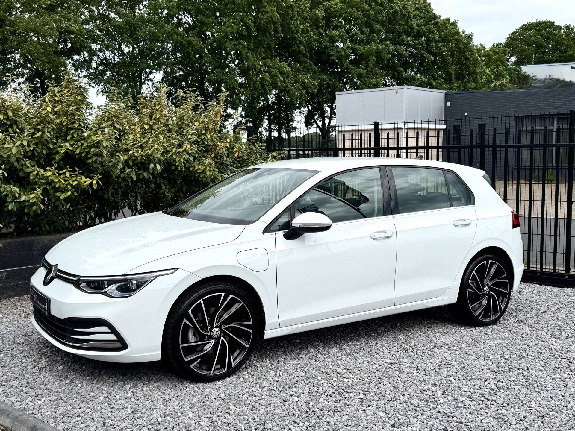 Volkswagen Golf 1.4 eHybrid Style Navi|IQLight|Memoryinter|S, Dealer onderhouden, Gebruikt, Huisgarantie, 4 cilinders