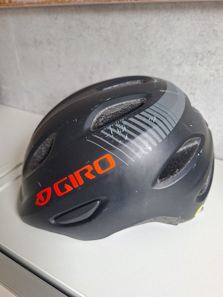 Giro Scamp MIPS kinderhelm–Maat S (49-53 cm)–Zwart/Oranje, Gebruikt, Overige typen, Zwart, Diverse merken